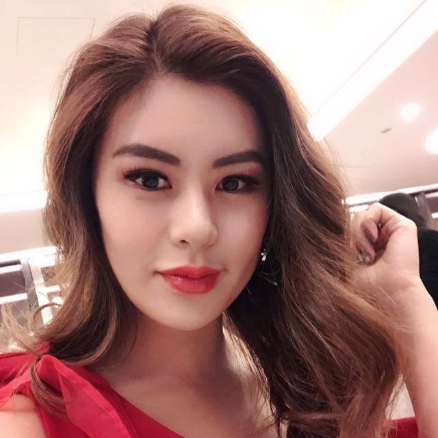 Selfie in red outfit