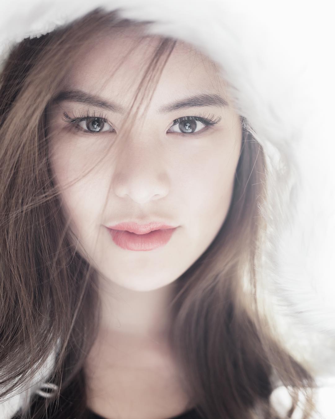 Gloria Li ethereal portrait